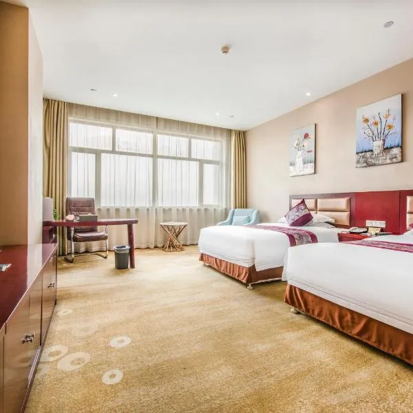 Minghua Hotel, hotelli kohteessa Wensu