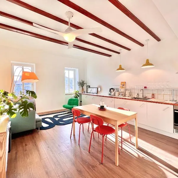 La Presci et l Alexis - appartements rénovés dans le centre historique, Hotel in Aubenas