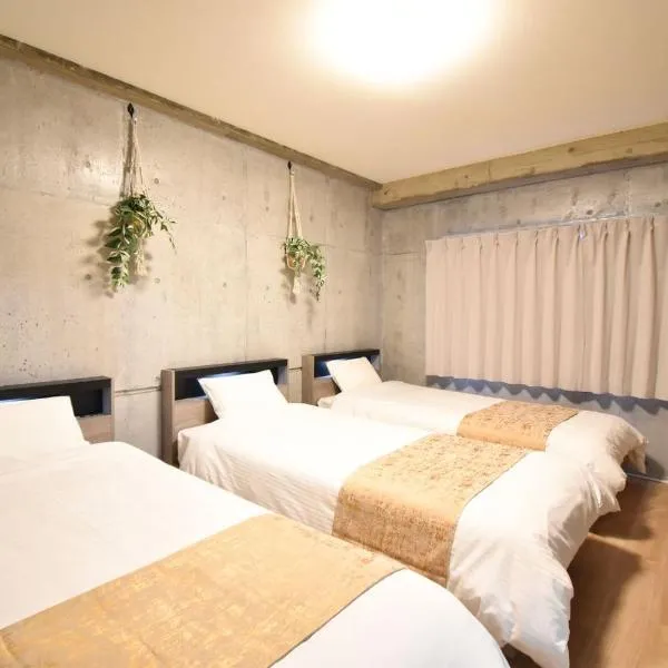 髙松の宿 かめおか屋, hotel i Takamatsu