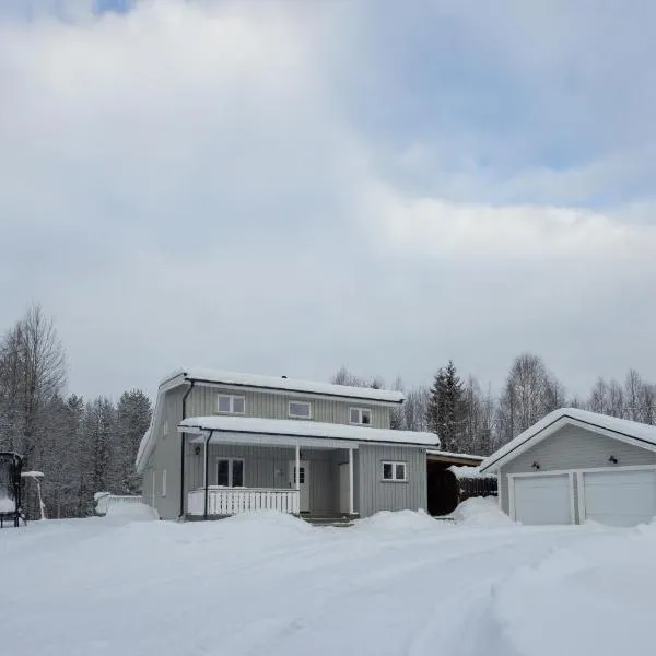 Skoglund privat Villa，特呂西爾的飯店