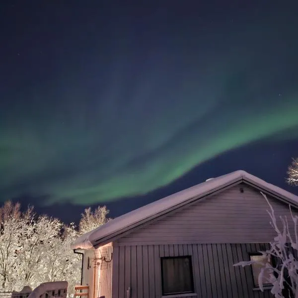 Cozy House in Tromsø - Near City Center, Ideal for Families & Groups, hotel a Tromsø