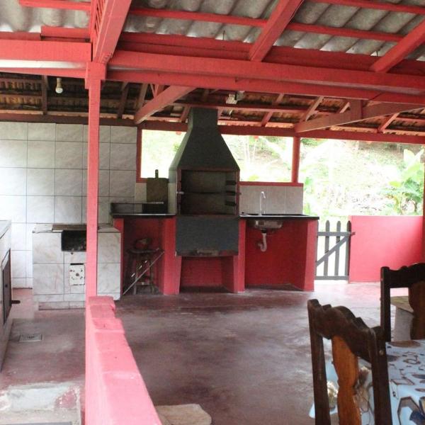 Casa de Campo com Churrasqueira e Fogao a Lenha - Foto 2