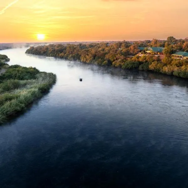 Simanya River Lodge, hotel a Kanyekama