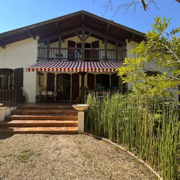 Yacumama Guesthouse, hotel din Soorts-Hossegor