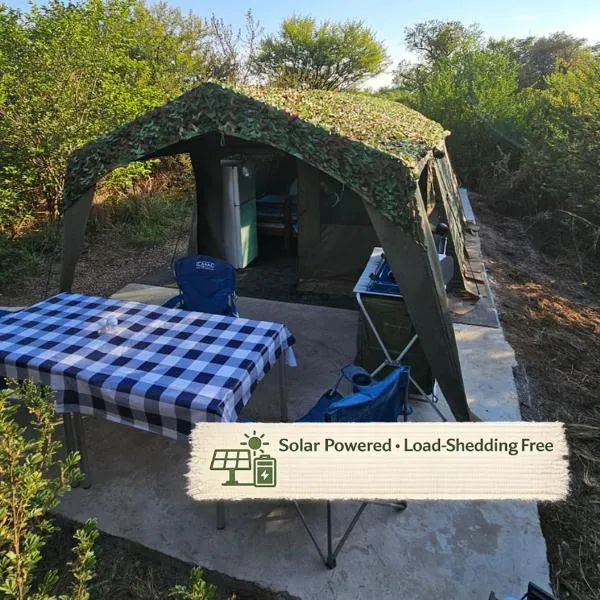 Merry Mongoose Riverside Tent, готель у місті Skeerpoort