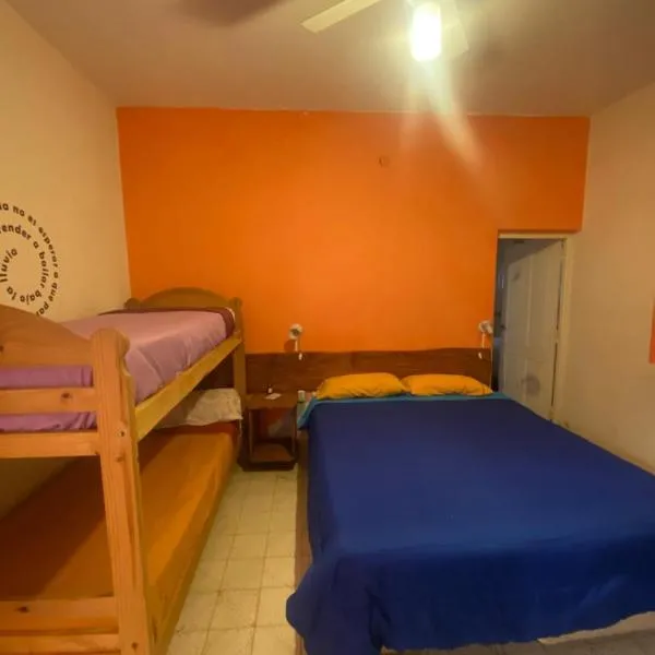 Estrella Vladimir Hostel, hotel in Capilla del Monte