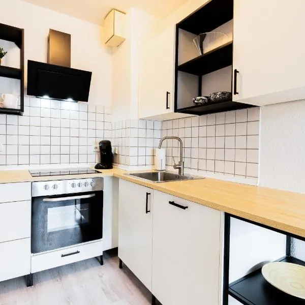 Kompaktes Apartment mit Parkplatz & Top-Anbindung - ideal für Kurzaufenthalte, מלון במגדבורג