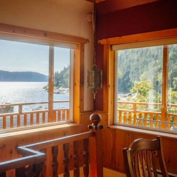 Regard sur le Fjord, hotel i Sainte-Rose-du-Nord