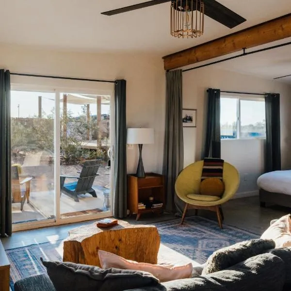 Beautiful Cozy Secluded Retreat Stargaze Hot Tub, hotel a Joshua Tree