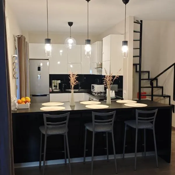 Profumo di casa 2 – hotel w mieście Lascari