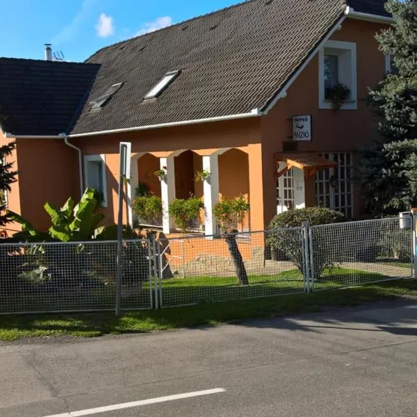 Cseppkő Panzió, hotel v destinaci Abaliget