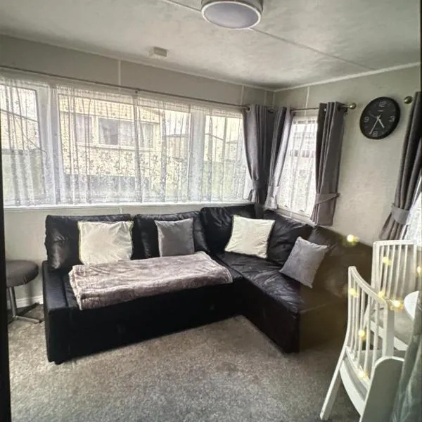 Sandylands caravan park, hotel em Stevenston