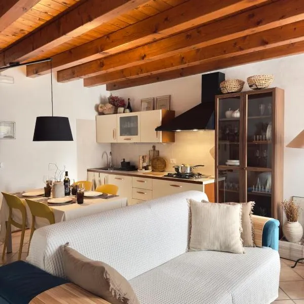 Casa La Meridiana Levante Apartment, hotel em Cavalcaselle