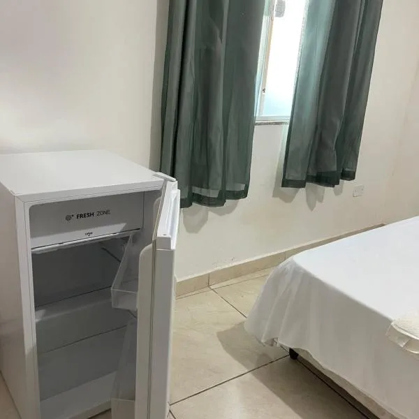 Motel Cantinho do Amor -3 horas - local discreto com garagem, hotel em Rio das Ostras
