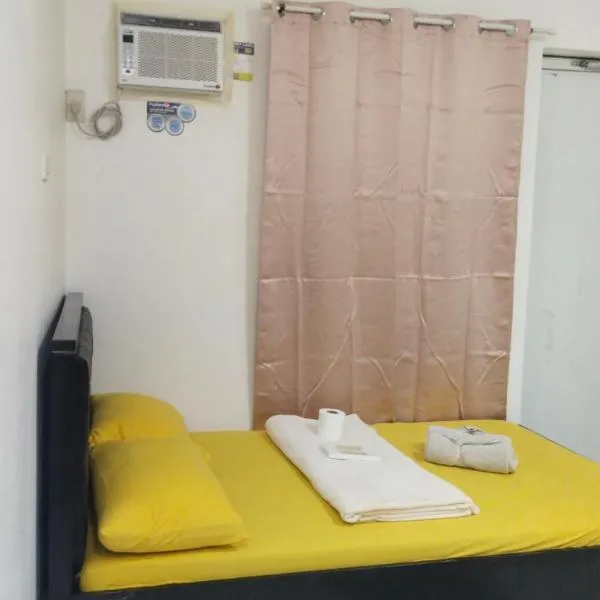Jessa's Transient Studio with Balcony, hotel sa Masbate