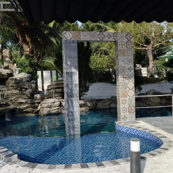 Lavender Hoa Châu Resort, hotelli 