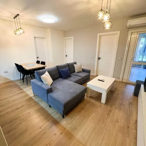 Sea View Apartment – hotel w Durrës