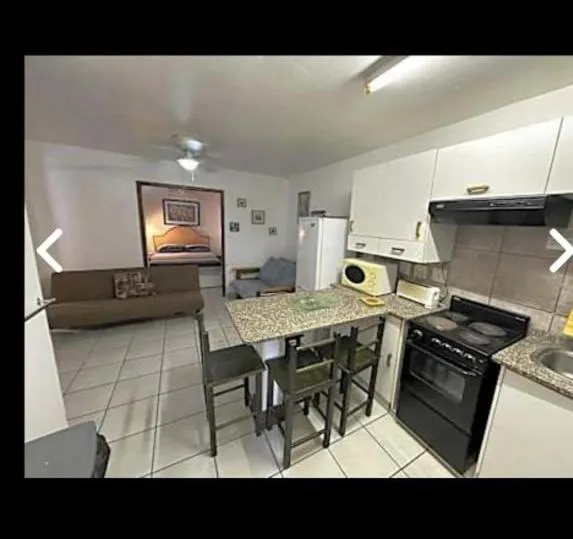 Seascape Lodge Uvongo, готель у місті Увонго-Біч