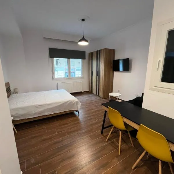 Mart 3 Cozy city center apartment โรงแรมในซานธี