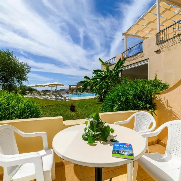 亞美利加酒店，卡梅羅塔濱海的飯店