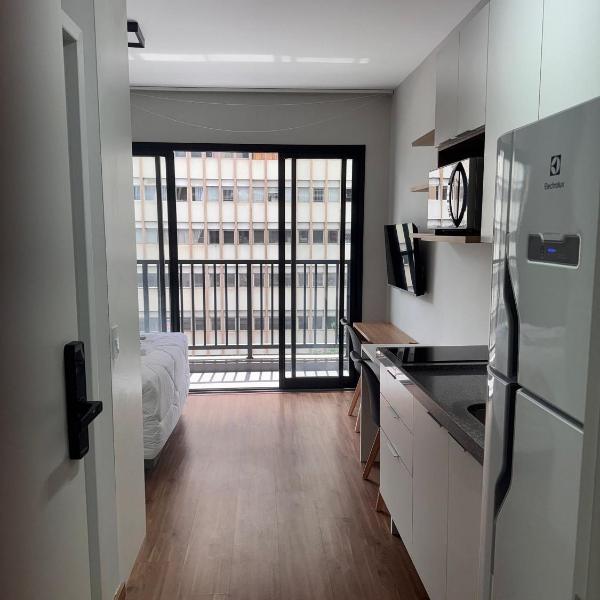 Studio próximo à Av. Paulista e Santa Cecília.