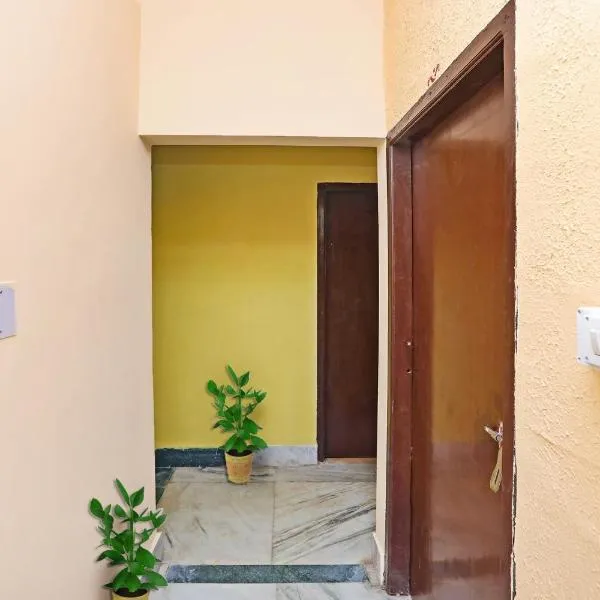 Hotel O Advik Cottage、Khandagiriのホテル