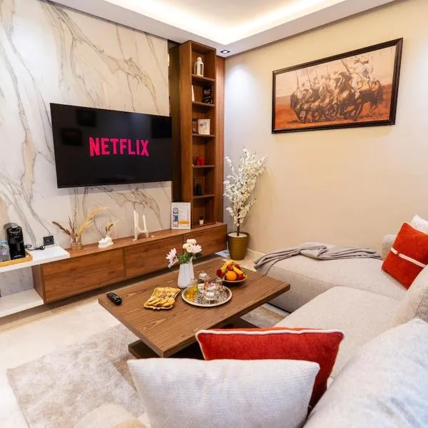 Elegant Studio at 2 Mars Modern, Quiet Convenient، فندق في الدار البيضاء