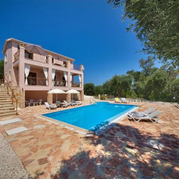 Villa Androniki โรงแรมในLongos