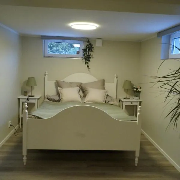 Härligt boende, nyrenoverat, hotel Boråsban