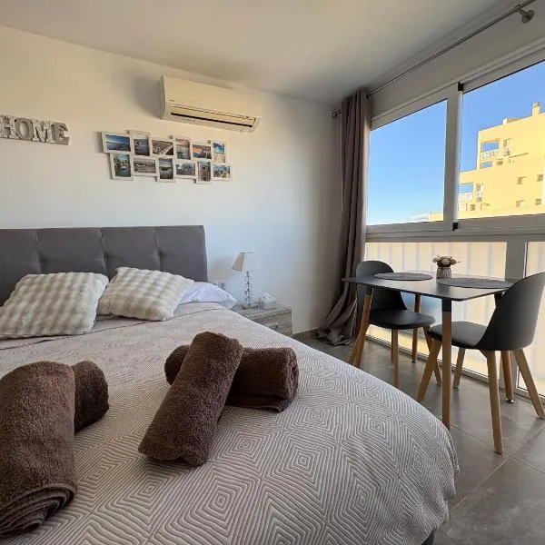 Sweet Dreams Apartment, estilo y confort en 1ª línea, Renovado, Práctico y Anfitrión 5 Estrellas", hotel u gradu Empurijabrava