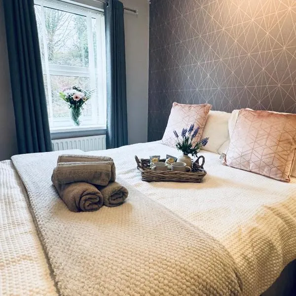 New Road Apartment - 2 Bedrooms - Sleeps 3, Hotel in Whitehaven