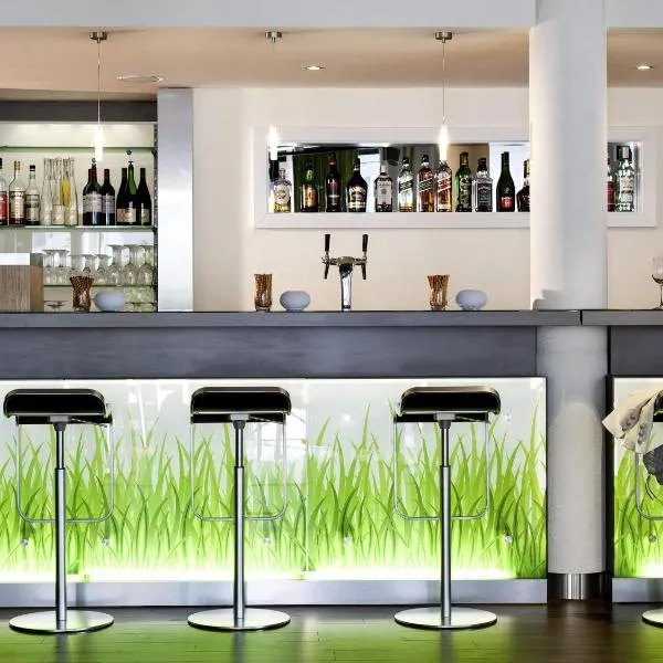 ibis Berlin Dreilinden, отель в городе Клайнмахнов