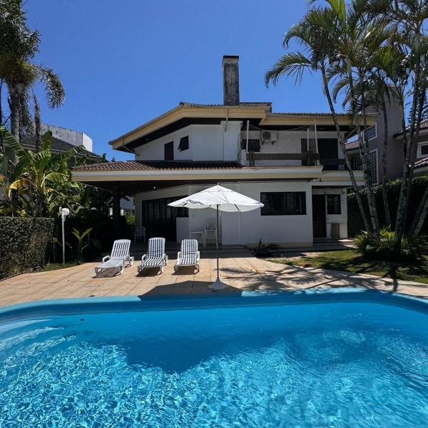 Linda casa em Jurerê internacional Capacidade 12 pessoas Av Buzios - Foto 4
