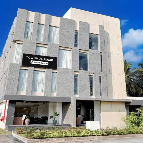 Super Townhouse Oak T. Narasipura Road Formerly Hotel Nishara, hotel i Mysore
