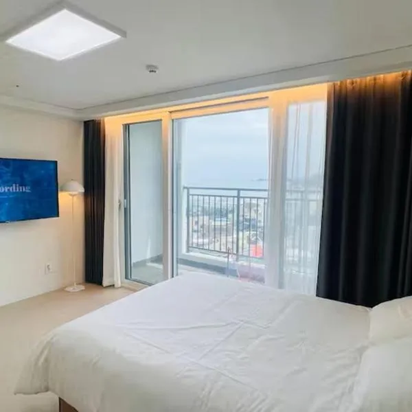 SurfResort INN-The City YangYang, hotel Jangjangban