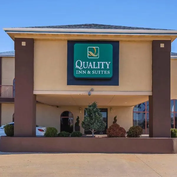 Quality Inn & Suites Owasso US-169, hotel em Owasso
