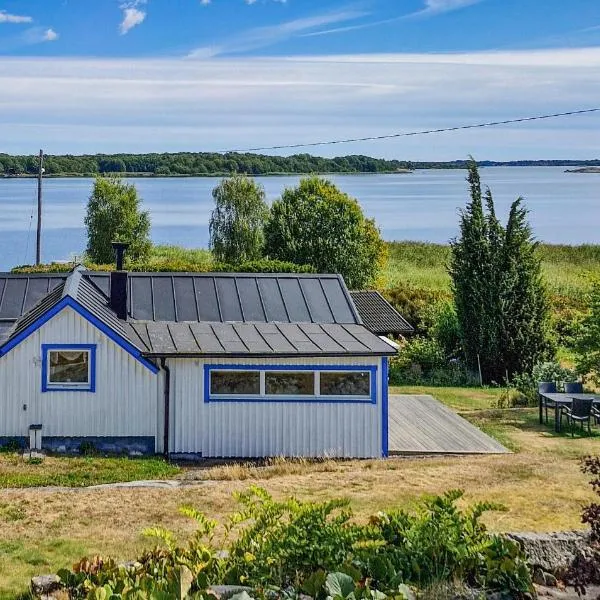 One-Bedroom Holiday Home In Sturko, hotel in Sturkö