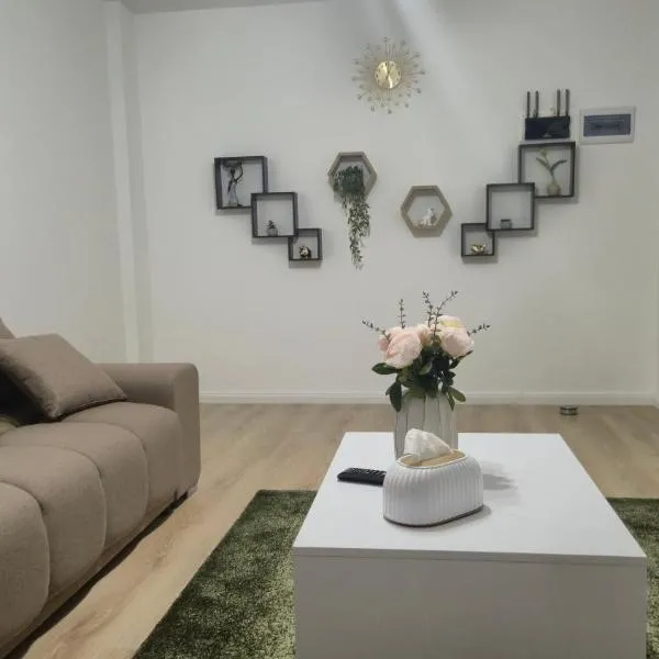 Zanora apartment's, hotel en Aiud