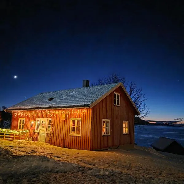 House at the farm!, hotel u gradu Tromse