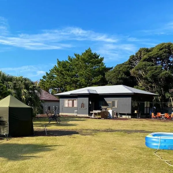 Big Island Base 伊豆大島 最大6名 グループ向け一棟貸し, hotel en Oshima