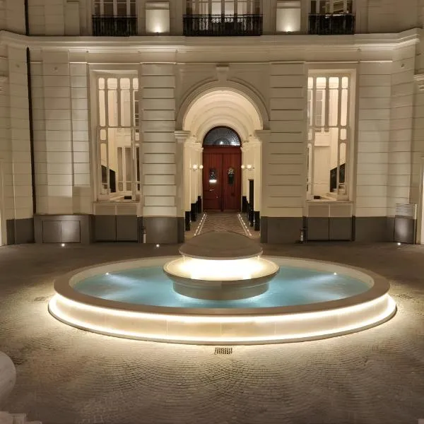 PIAZZA AMORE NAPOLI LUXURY APARTMENT nel cuore di Napoli, Hotel in Neapel