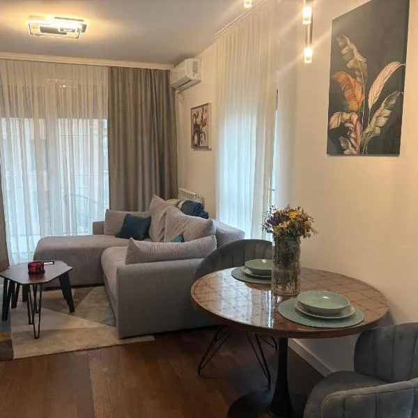 Azure Living Apartman, hotel a Kragujevac