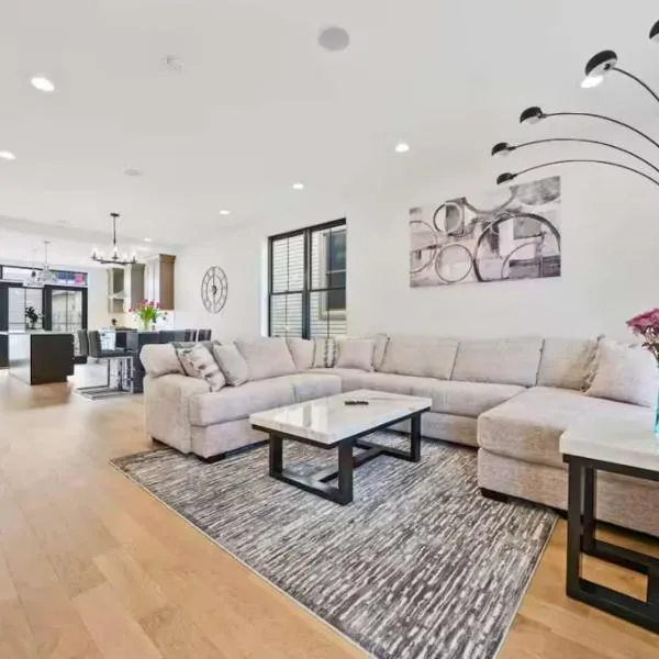 Jungle House Premier Residences - Downtown Columbus & Short North, hotel din Columbus