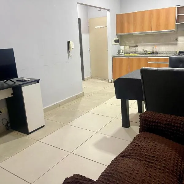 PB-Súper dpto Morón centro, готель у місті Морон