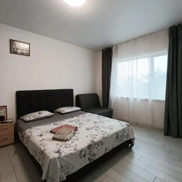 Апартаменти в Центрі вул Кониского, hotel v destinaci Dněpropetrovsk