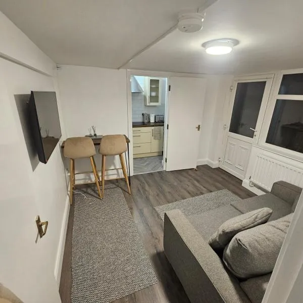 Snug on Eden Derry, hotel in Londonderry County Borough