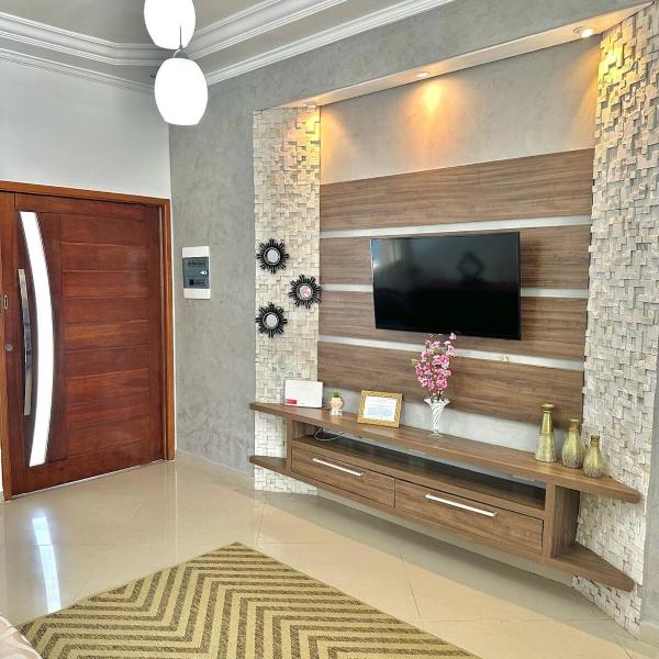 Linda casa de praia com jacuzzi, churrasqueira e piscina