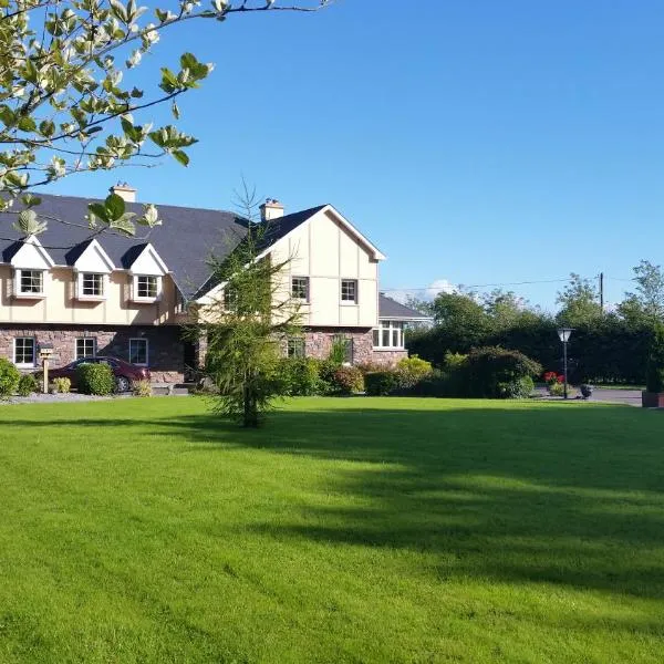 Cloghan Lodge, hotel di Knockeen Cross Roads