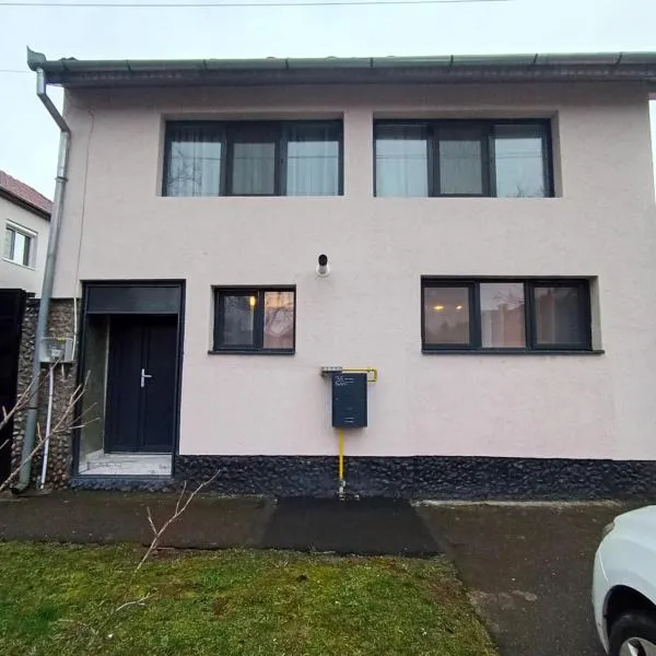 Casa Pop, hotelli kohteessa Oradea