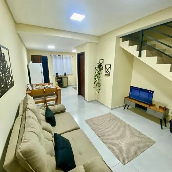 Casa completa com 2 quartos perto do aeroporto - Aventureiro, hótel í Joinville